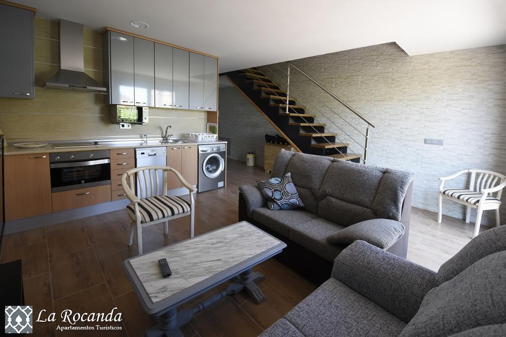 Apartamentos La Rocanda Coca Exteriér fotografie