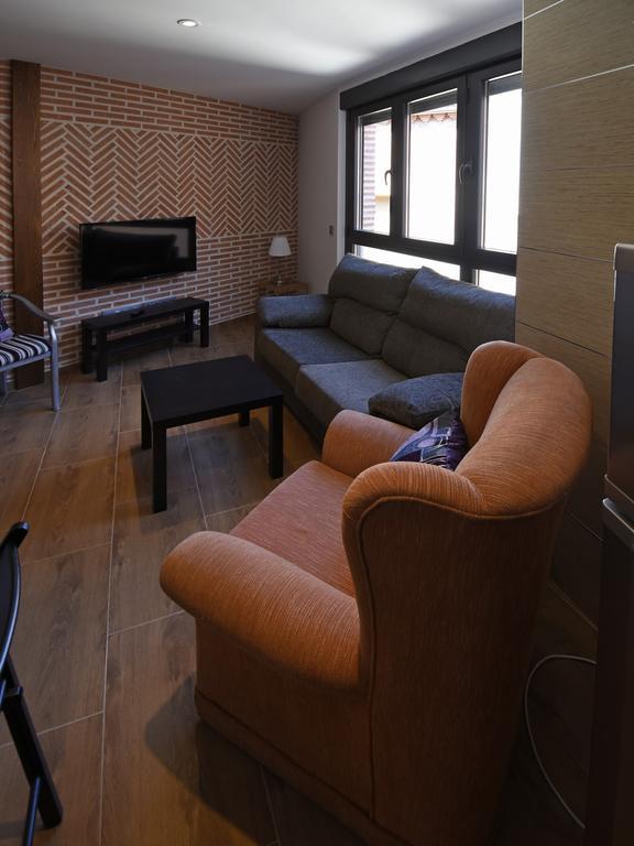 Apartamentos La Rocanda Coca Exteriér fotografie